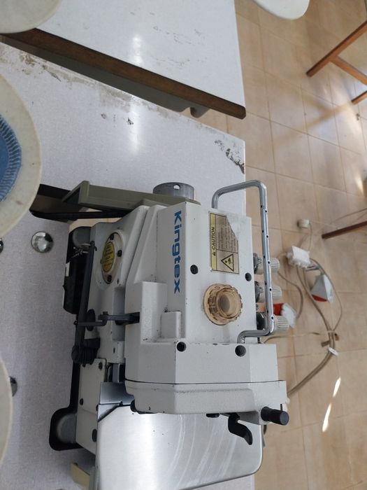 3 Máquinas de corte e cose kingtex