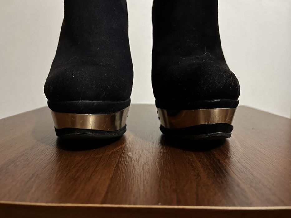 Ботильйони під замш