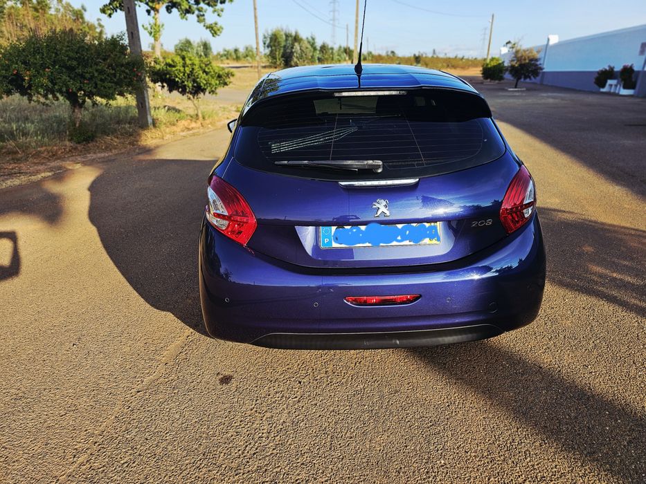 Peugeot 208 1.6 de 100cv hdi
