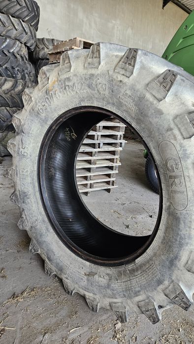 Opona 650 65 R 42 Mitas Vredestein Michelin