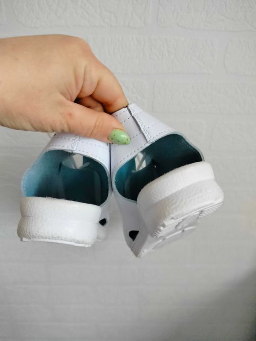 Obuwie robocze trzewiki Medibut rozmiar 35 22,50cm BMPROFI