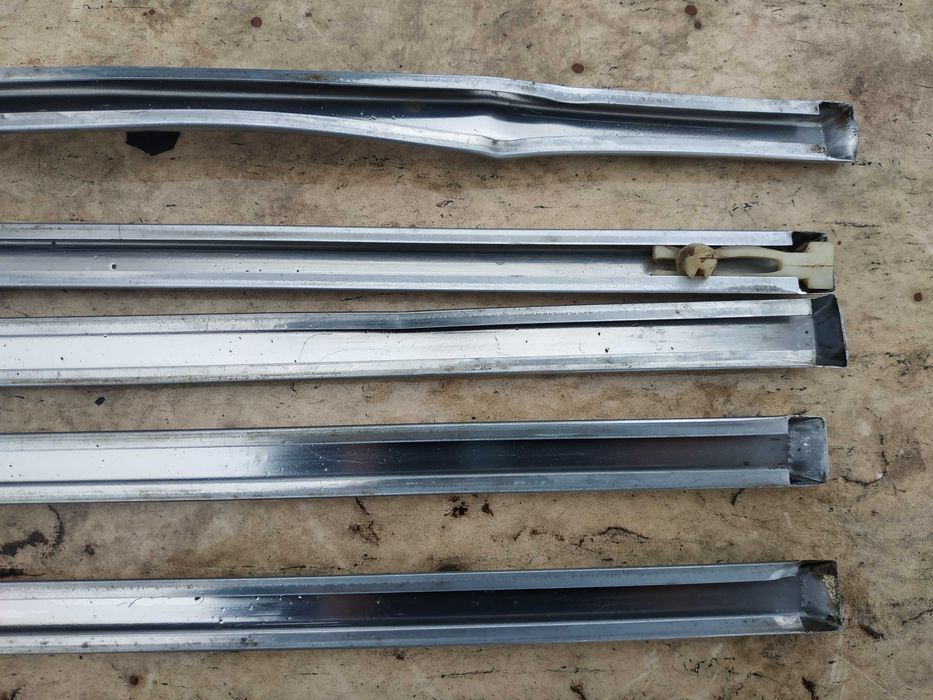 Молдинги ваз 2106!