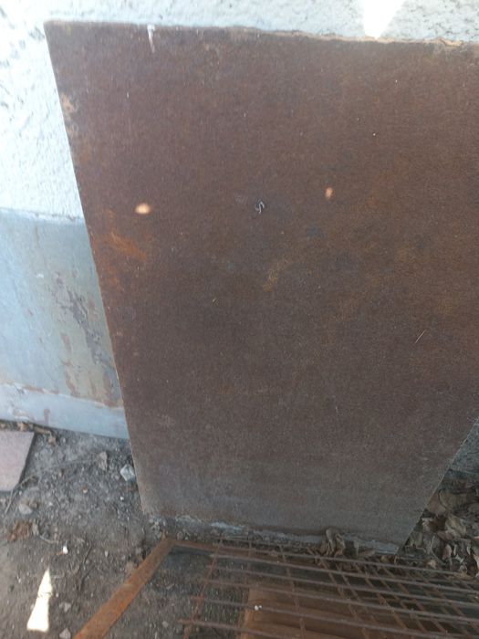 Метал рельса  циліндрична форма