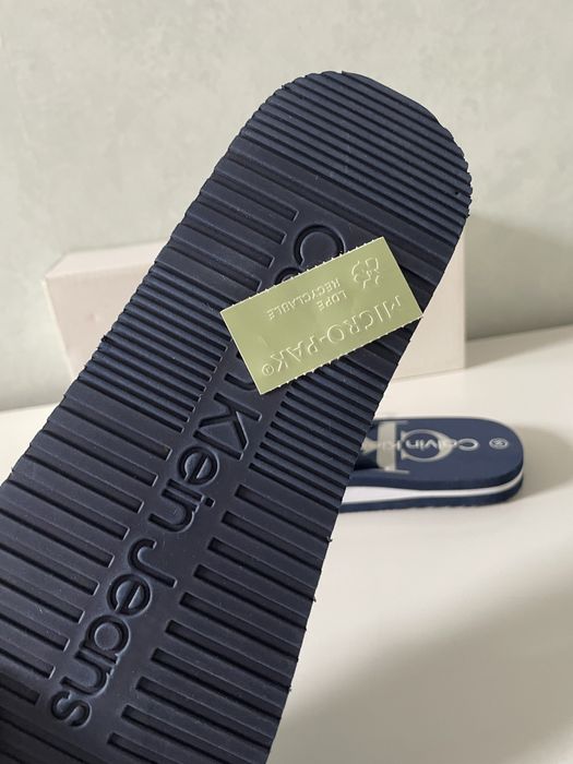 Calvin Klein Jeans japonki rozm.36