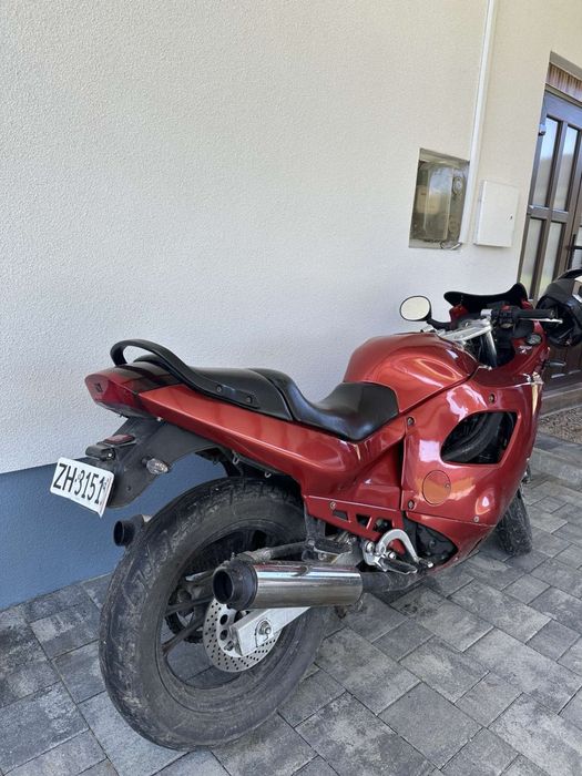 Мотоцикл сузукі 600