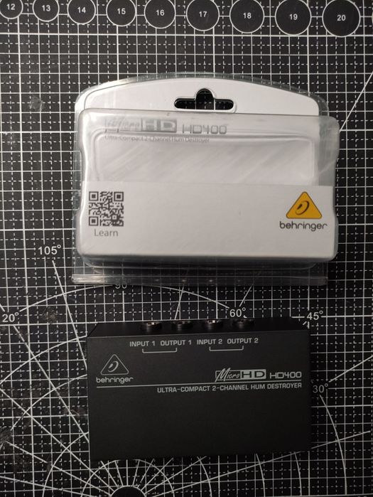 Behringer MicroHD HD400 2-channel hum destroyer