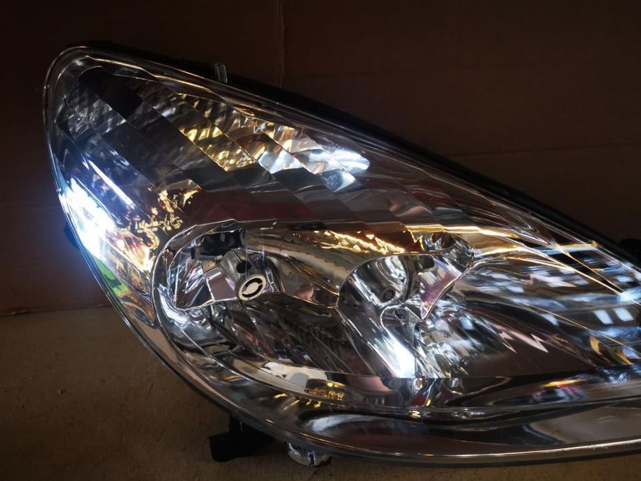 PEUGEOT 607 FAROL XENON DIREITO - FF224