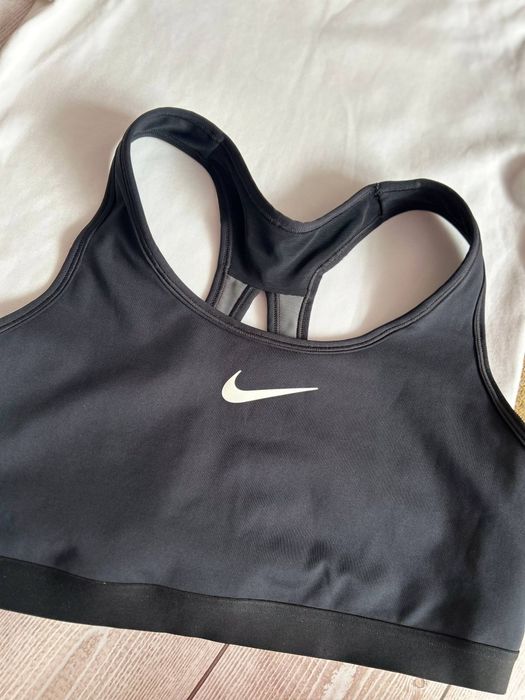 Топ Nike dri fit