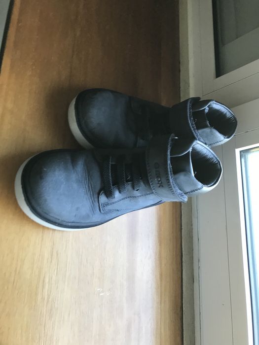 Botas prova agua geox n30 /Havaianas de menina n29/30