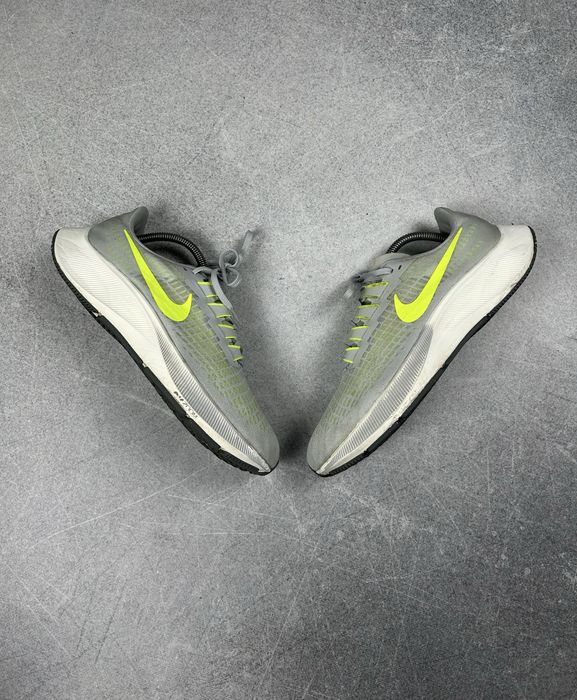Nike Air Zoom Pegasus 37 (43) кросівки для бігу бігові легкі оригінал