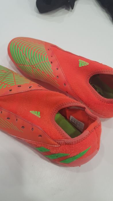 Chuteira adidas numero 38 em bom estado