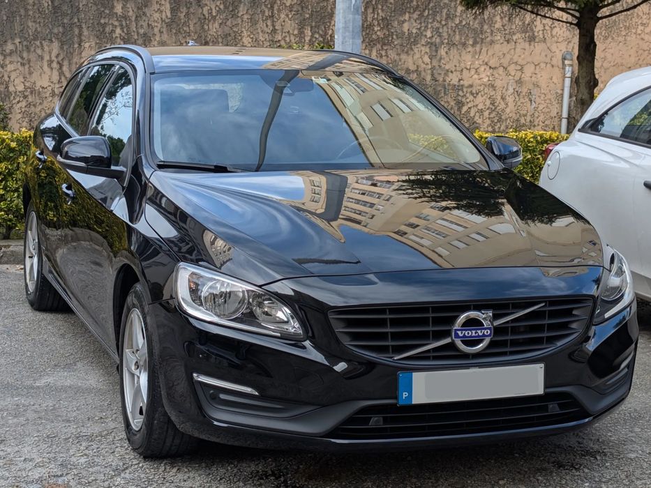 Volvo V60 D2