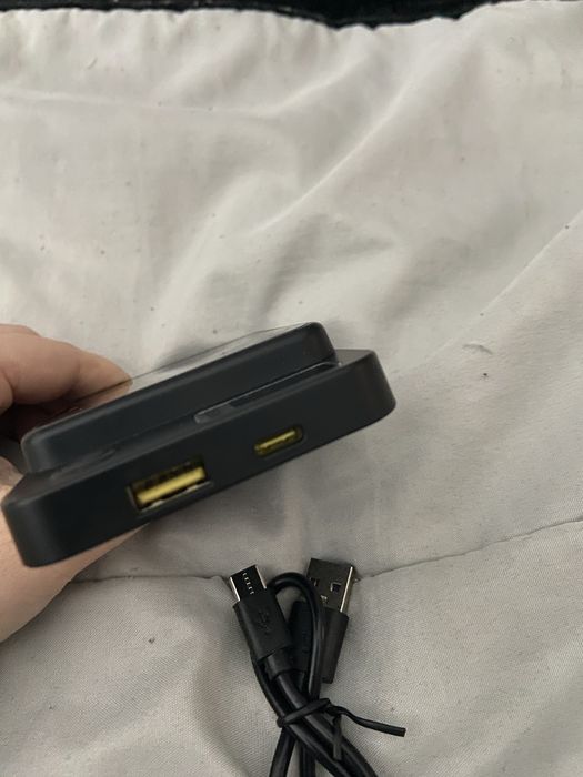 Power bank magnetica