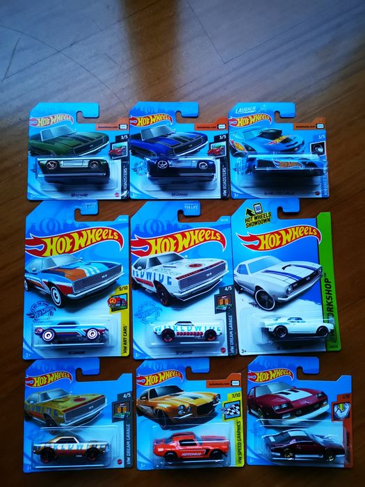 Camaro hot wheels novo com portes incluídos