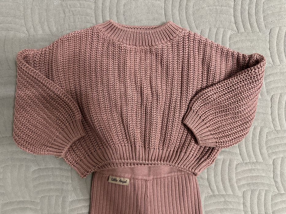 Продам вʼязаний костюм little angel 80 розмір