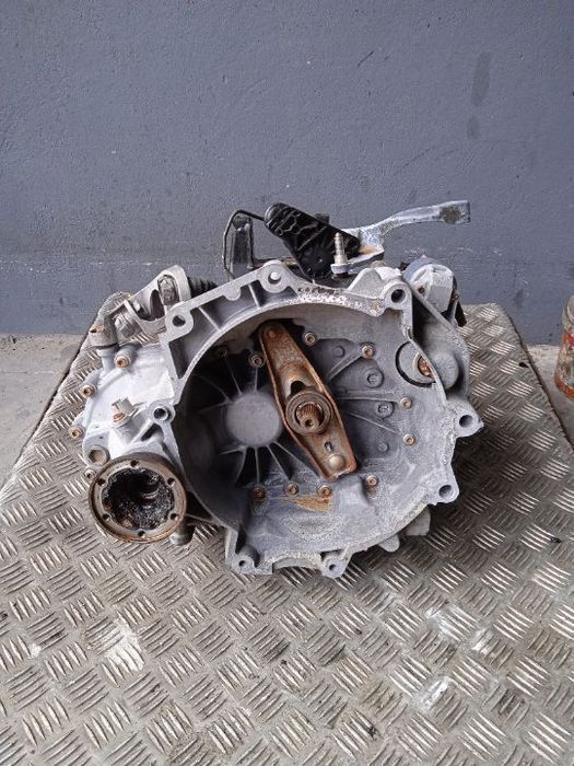 Caixa de velocidades Volkswagen 1.2 12v REF: JGN