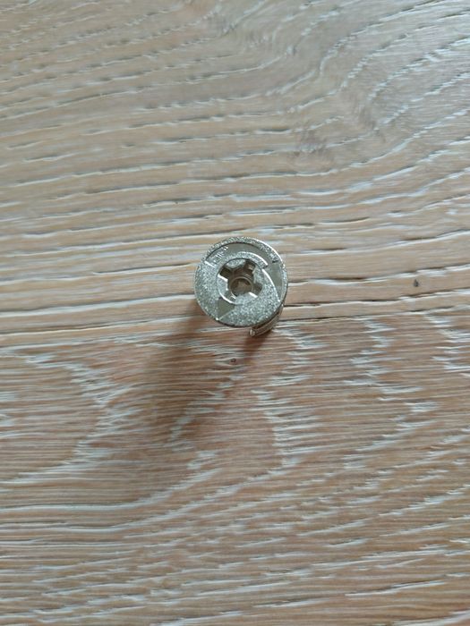 Hettich Złącze mimośrodowe śr. 15 mm