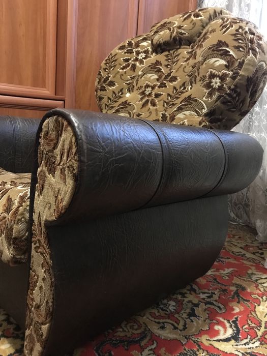 Продається м‘яке крісло. Самовивіз