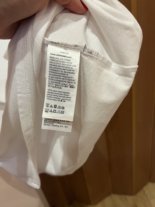 Футболка фірми Calvin Klein