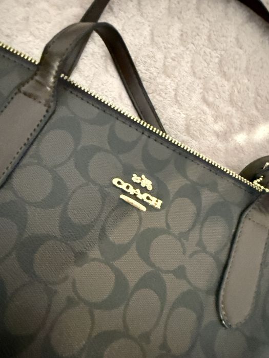 Bolsa da Coach Nova