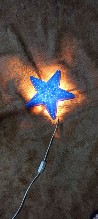 Zestaw dla chlopca żyrandol,kinkiet IKEA i zabawki