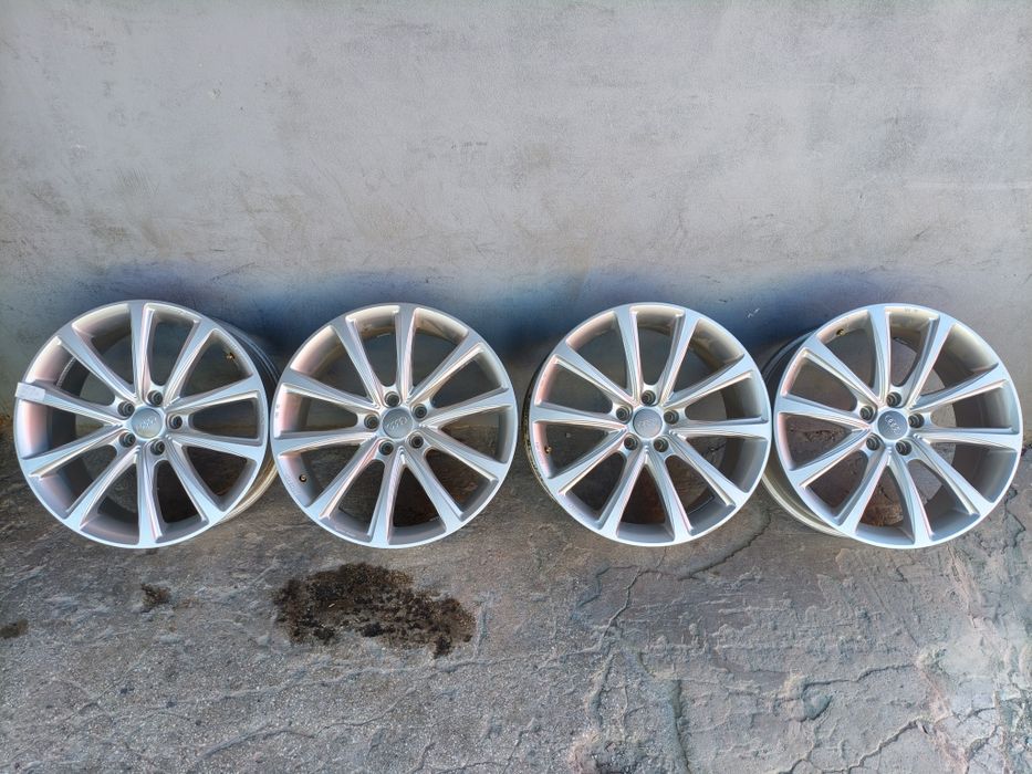 Комплект легкосплавних дисків Audi 5/112 R19