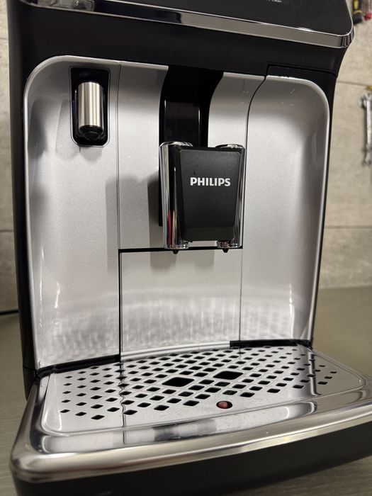 Кофемашина Philips Latte Go EP3246 2021 року