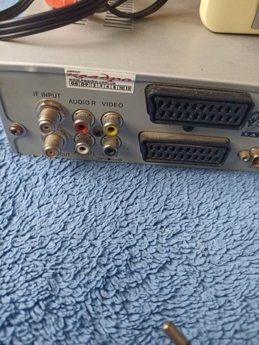 Тюнер для супутникового телебачення робочий