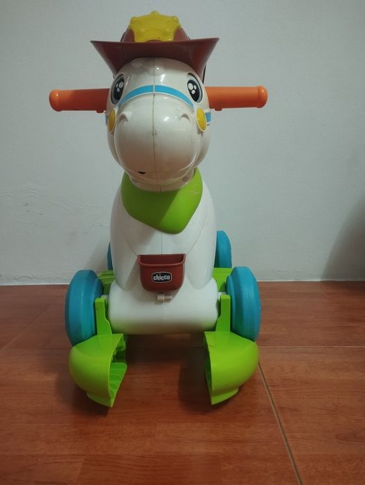 Cavalo de baloiço baby rodeo