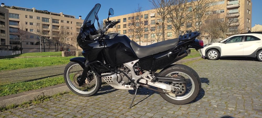 África Twin XRV 750