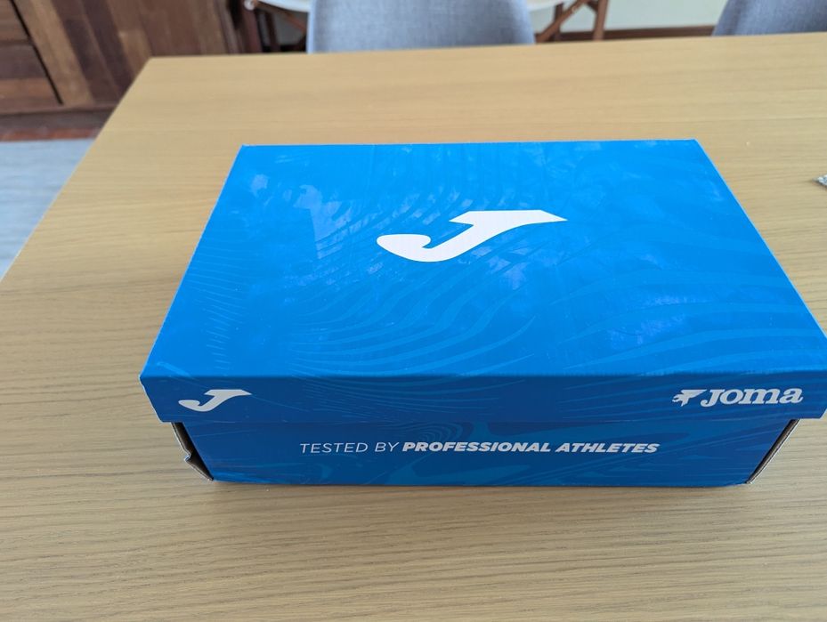 Chuteiras Joma EXO Counter na caixa - tamanho 42