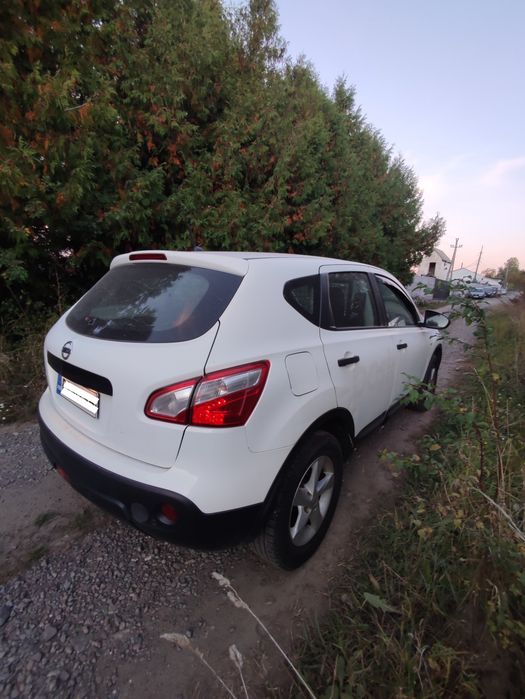 Ніссан Кашкай  1.6