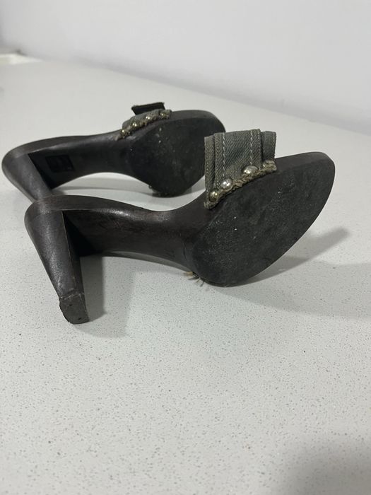 Sandalias ganga com fivela, n.37