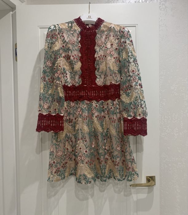 Платье шитье валентино