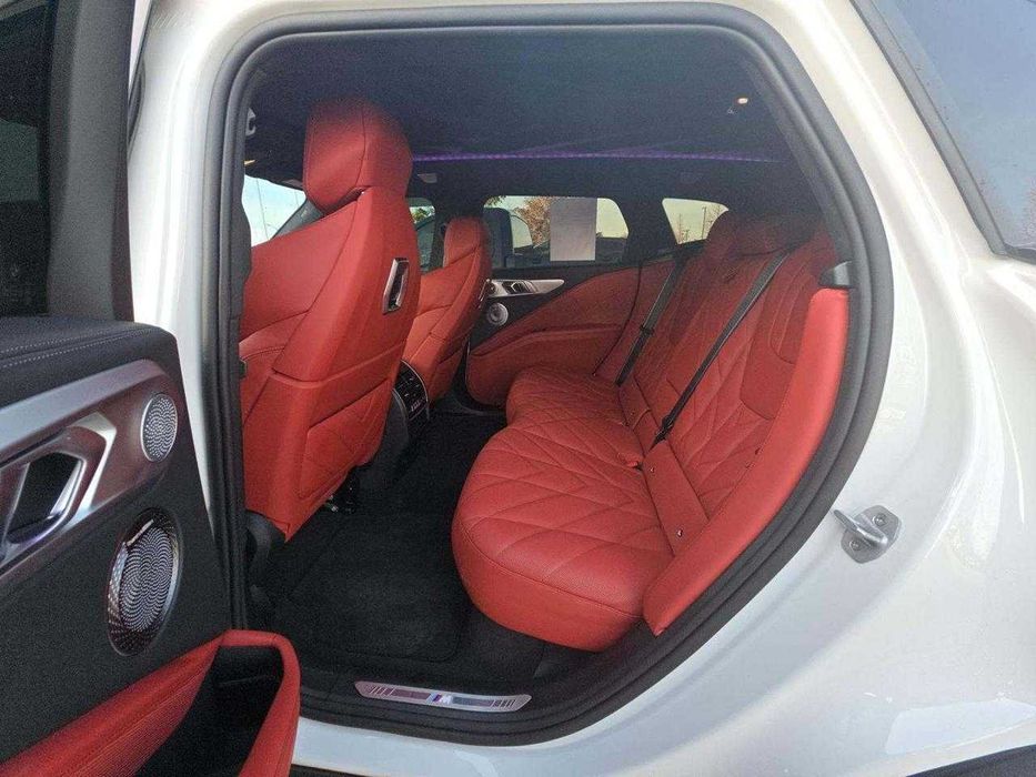 2024 BMW XM з ПДВ