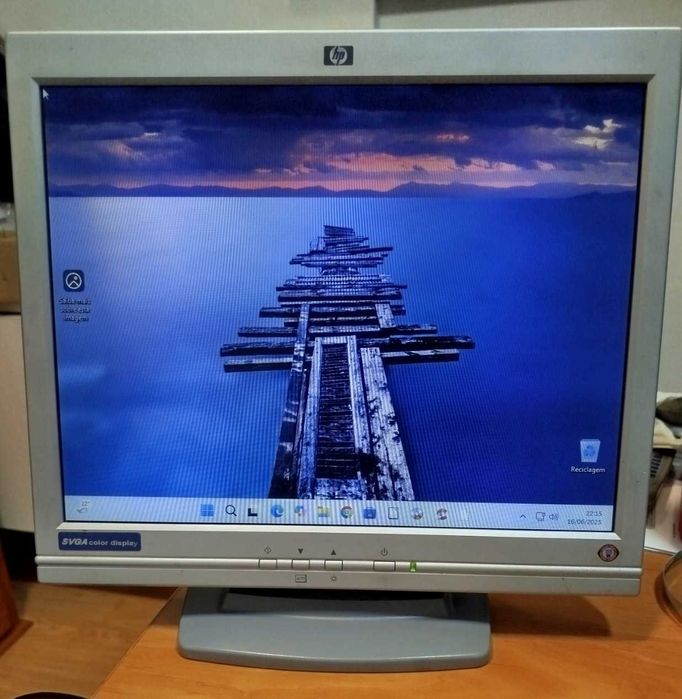 Computador Intel Core( TM ) i7-4700K CPU 4.00 GHz Muito Bom e Rápido