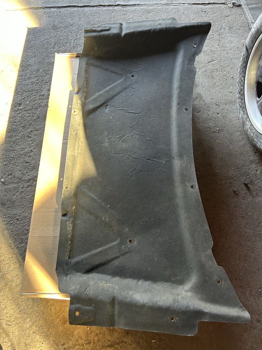 Ford f150 wygluszenie maski 2009-14