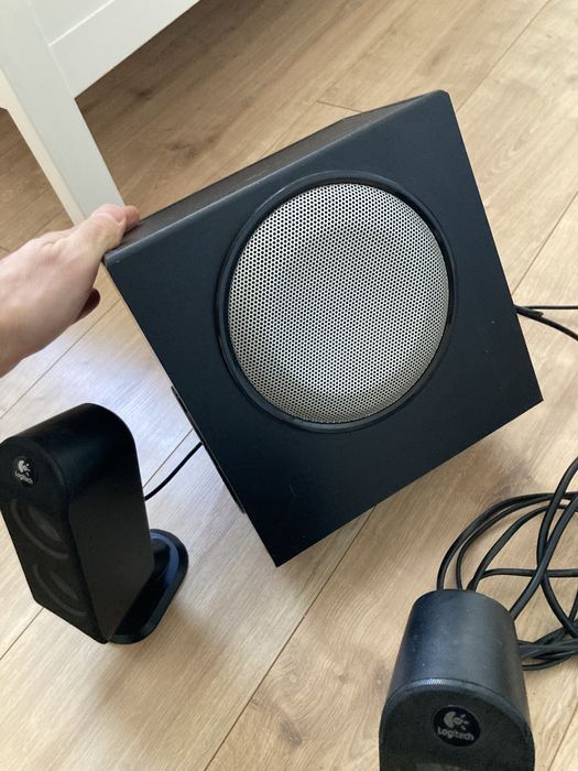 Glosniki Logitech 2+1  x-230