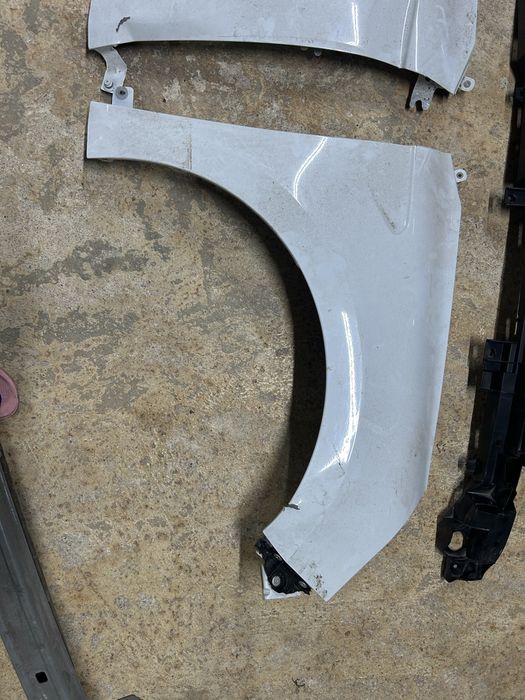 Guarda lamas renault clio 5