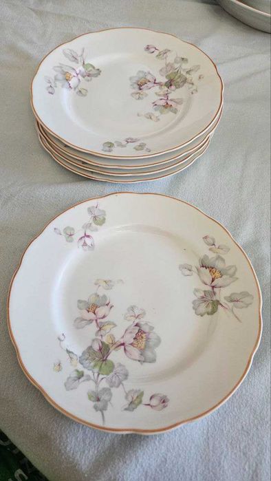 Serviço de jantar completo Flores Vista Alegre 1960