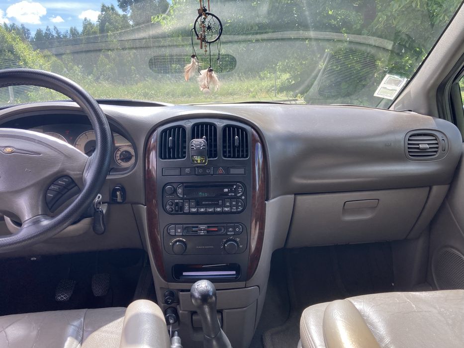 Chrysler voyager