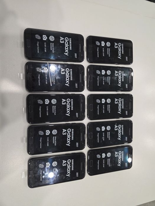 Samsung Galaxy A3 16гб нові