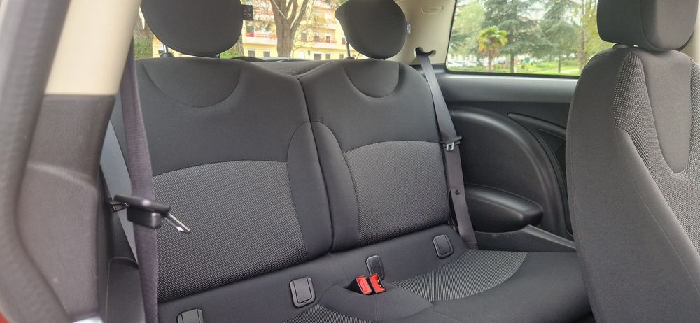 Mini Cooper D  R56-112CV