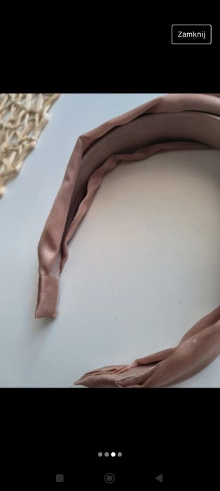 Beżowa opaska obszyta materiałem z kokardą Sinsay