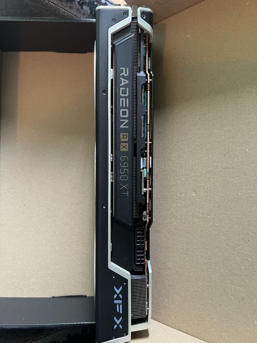 XFX merc RX6950XT 16gb