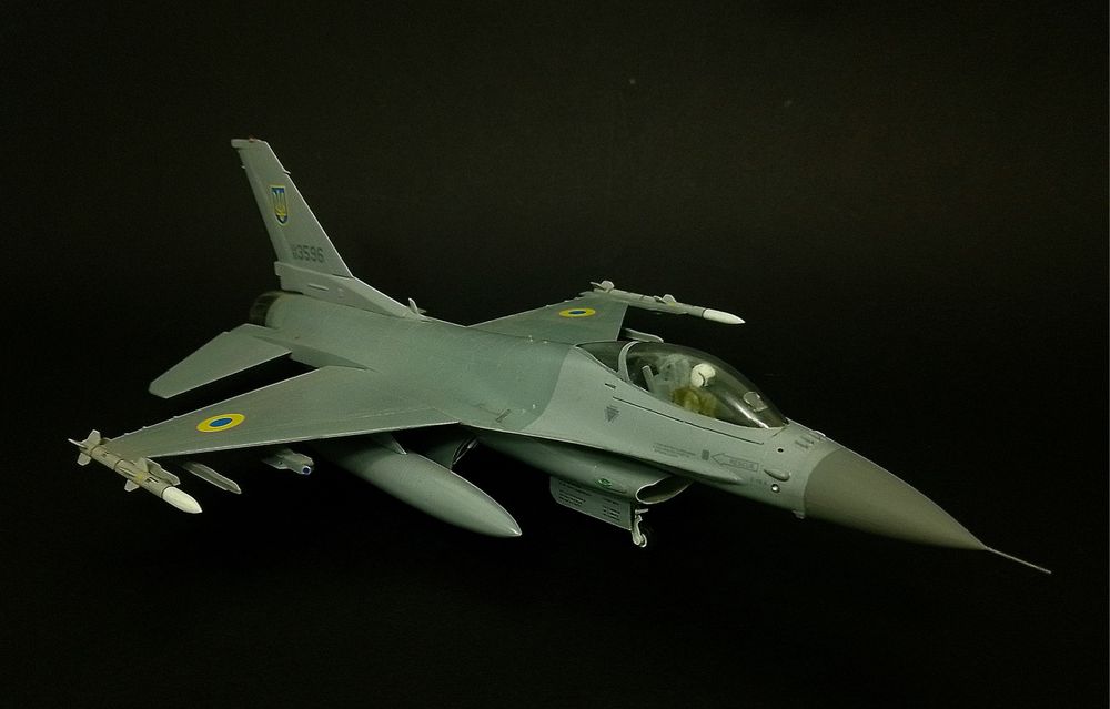 F-16AM blok ECIPS-MMS ВВС Украины 1/48