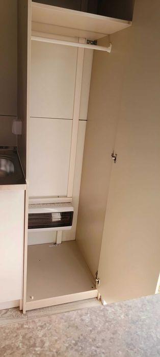 nowa przyczepa handlowa gastronomiczna wyposażona 5m x 2,2m