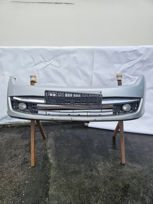 Renault Laguna III zderzak przód przedni