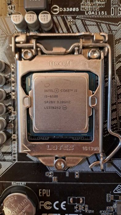 Bundle Intel Core i5-6500 / Board Asus H110M-K  / 12GB DDR4 HyperX