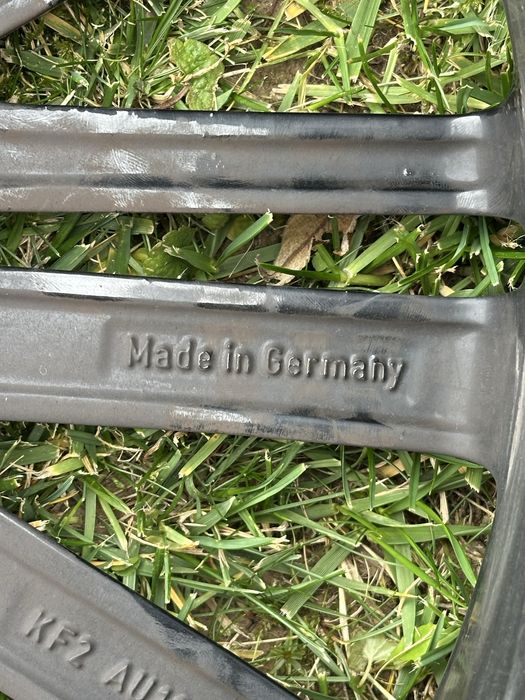 Диски Audi R19 з шиною оригінал 8W0601025BE